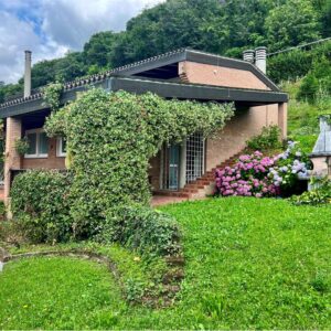 Villa con piscina Villa con piscina