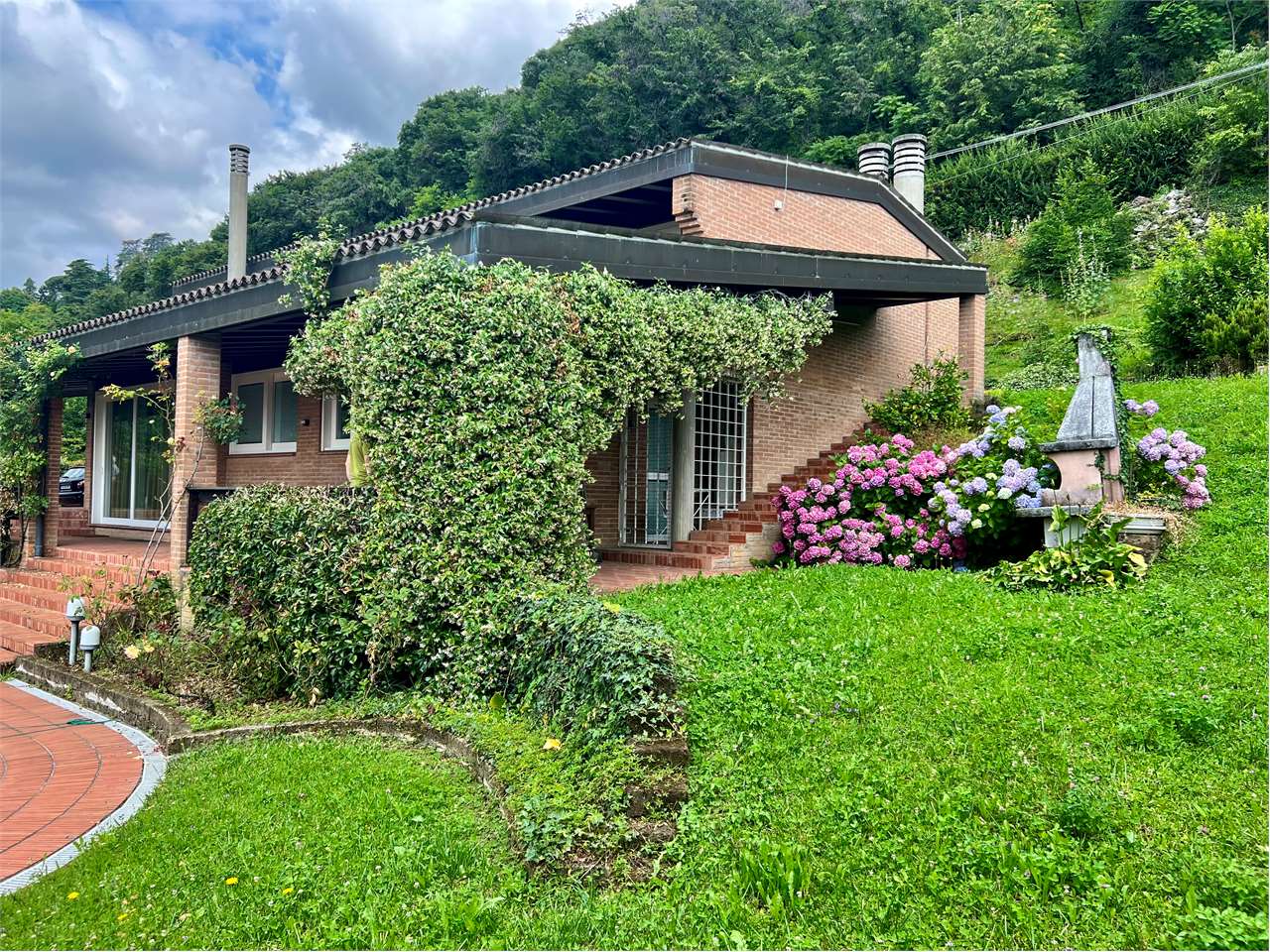 Villa con piscina